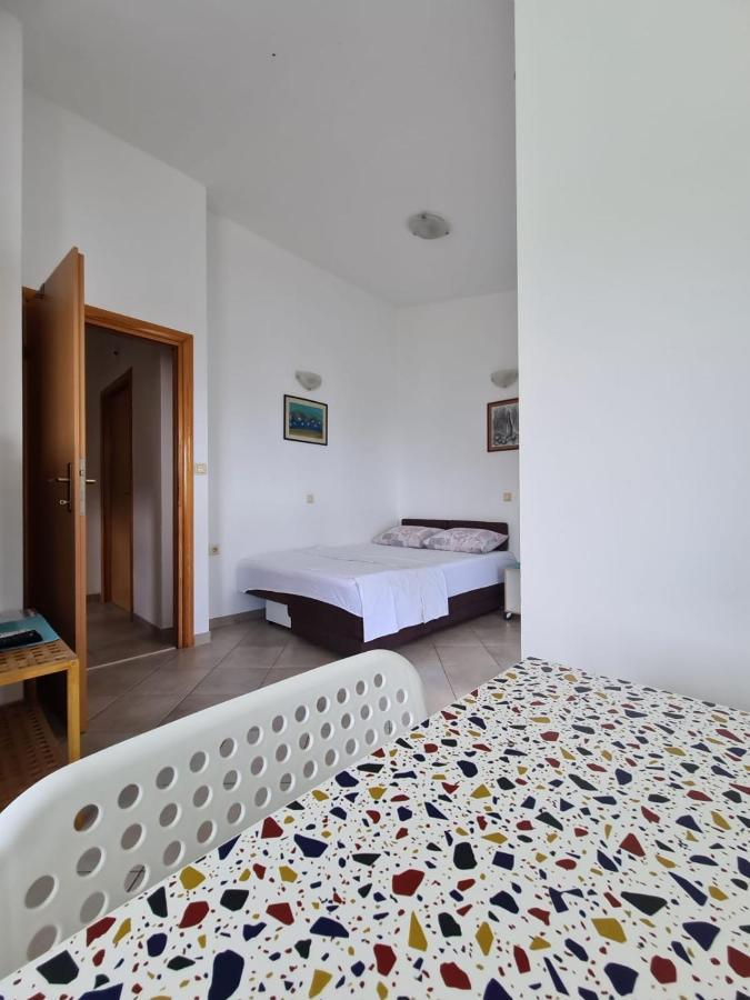 Oasis Of Peace Apartment Omiš Exteriör bild