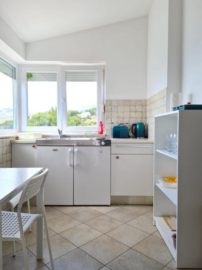 Oasis Of Peace Apartment Omiš Exteriör bild