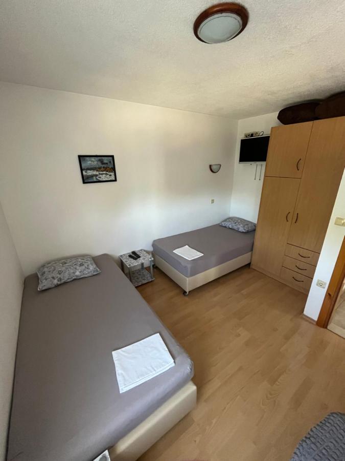 Oasis Of Peace Apartment Omiš Exteriör bild