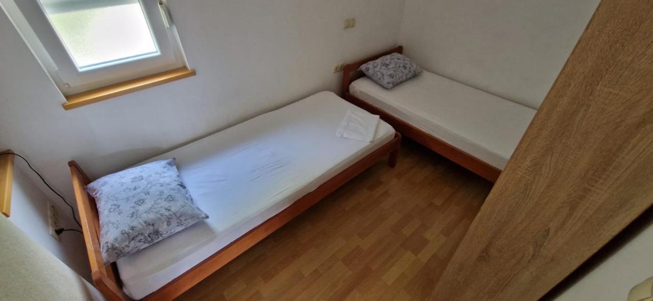 Oasis Of Peace Apartment Omiš Exteriör bild