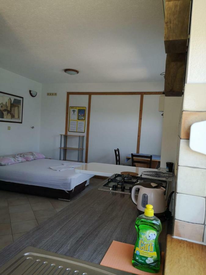 Oasis Of Peace Apartment Omiš Exteriör bild