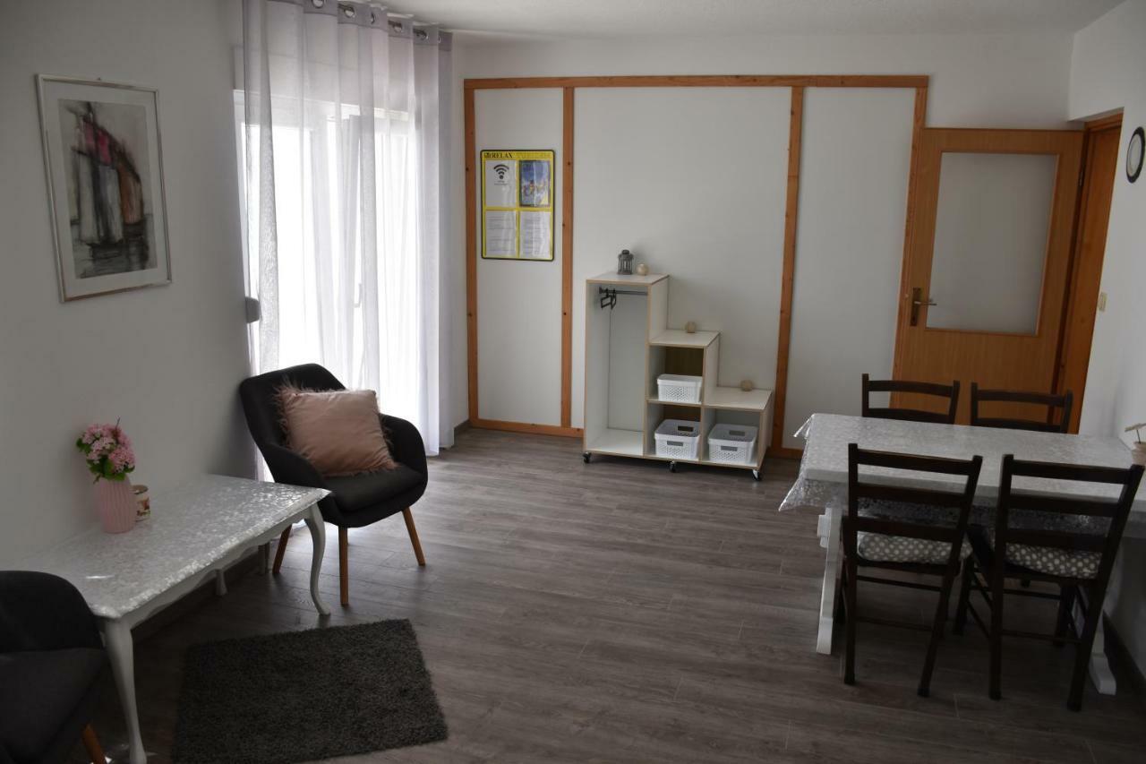 Oasis Of Peace Apartment Omiš Exteriör bild